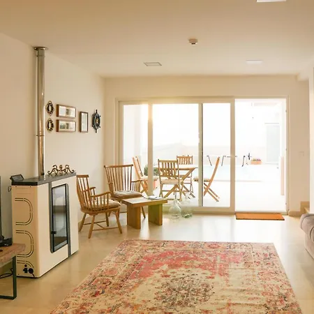 Modernes Haus Mit Spektakulaerem Meerblick Und Pool Casa de Férias