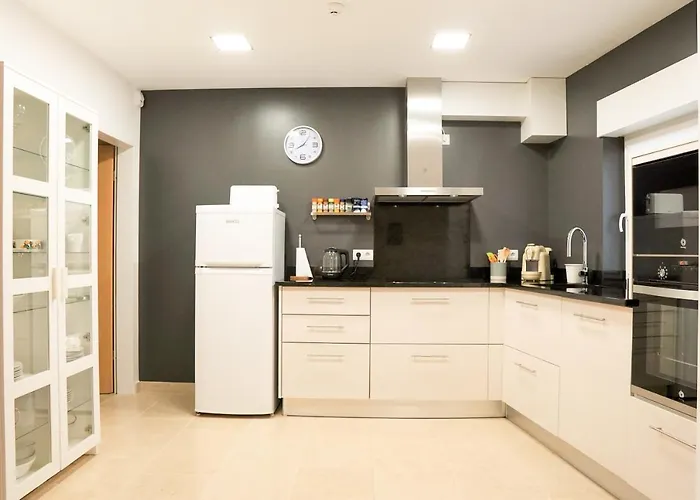 Сasa de vacaciones Modernes Haus Mit Spektakulaerem Meerblick Und Pool Vale Furado