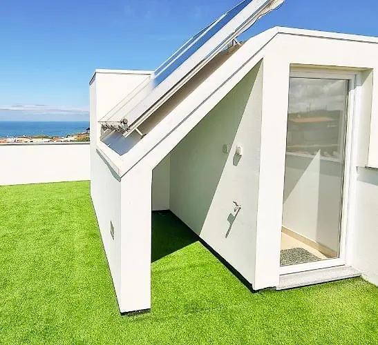 Сasa de vacaciones Modernes Haus Mit Spektakulaerem Meerblick Und Pool